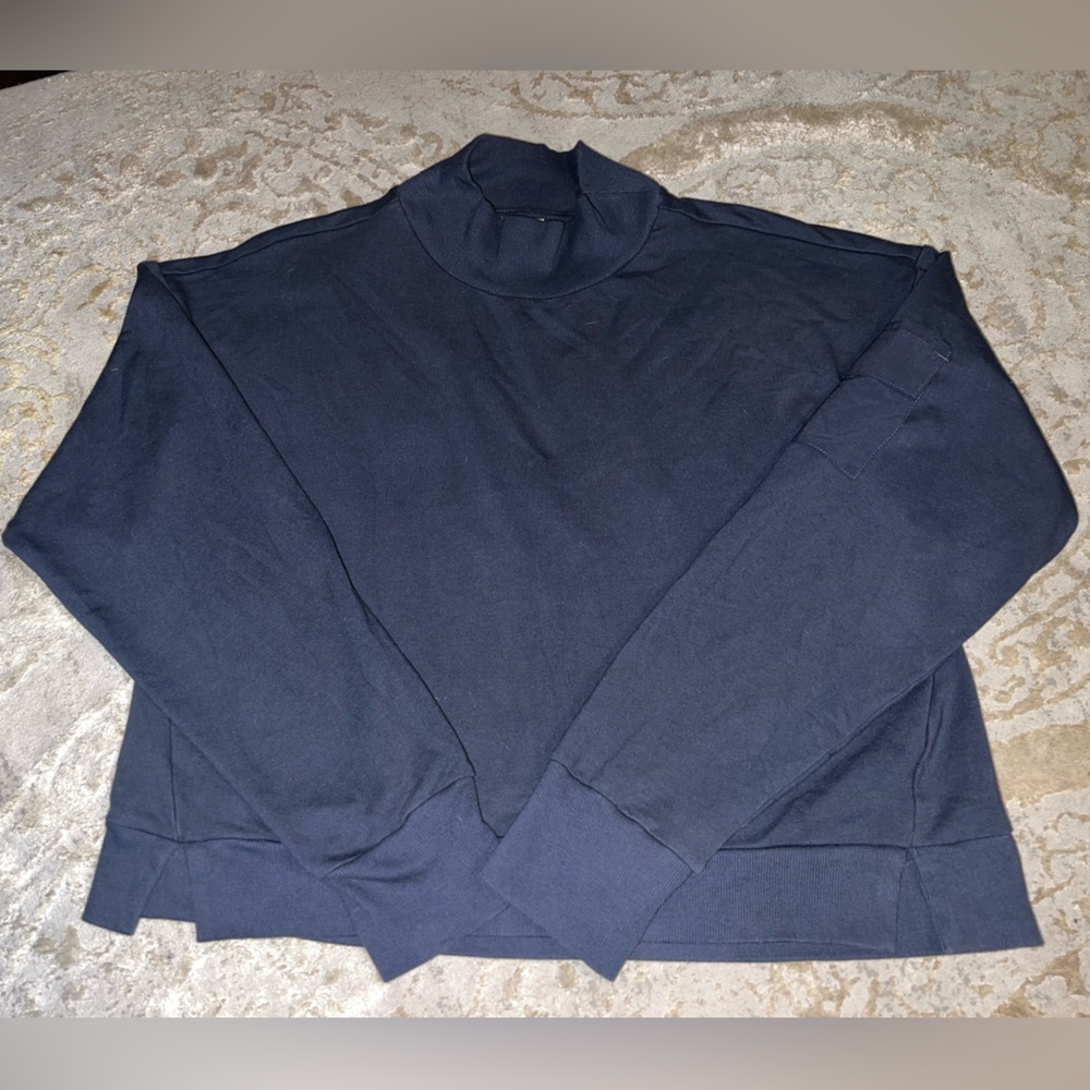 All In Motion Large sweatshirt - Picture 2 of 2